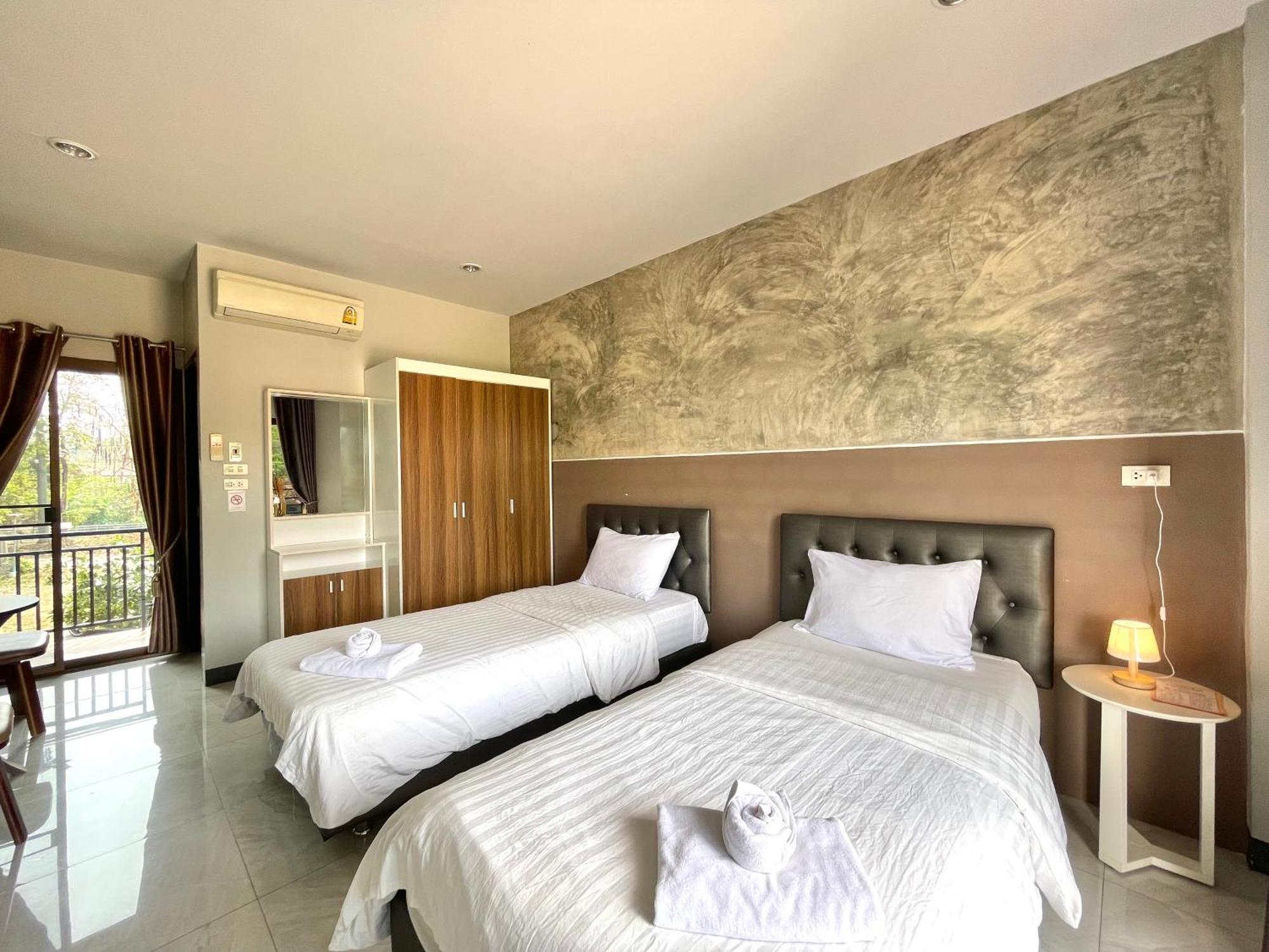 Motel Smaids 3*